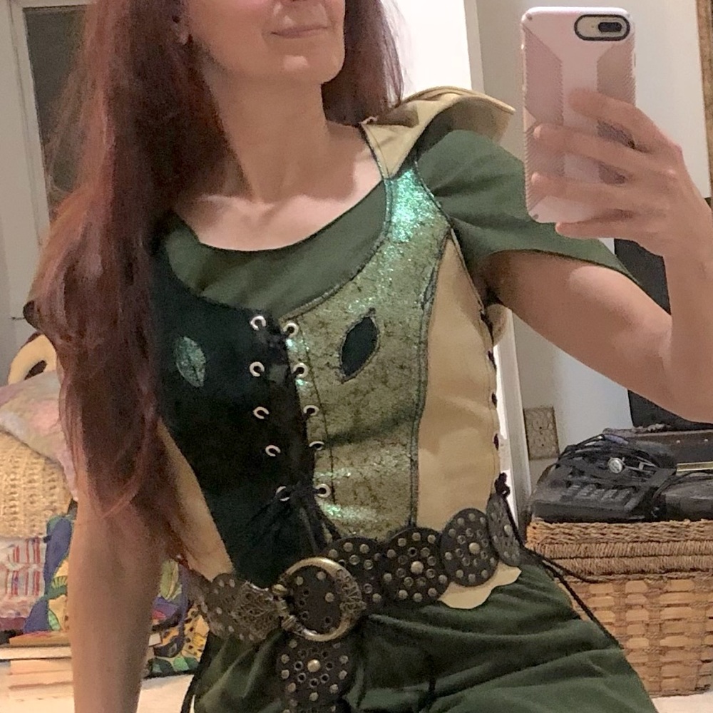 S/M Red Paw Hooded Suede Bodice Elven Leaf Details Patchwork Lace Up - Picture 7 of 8